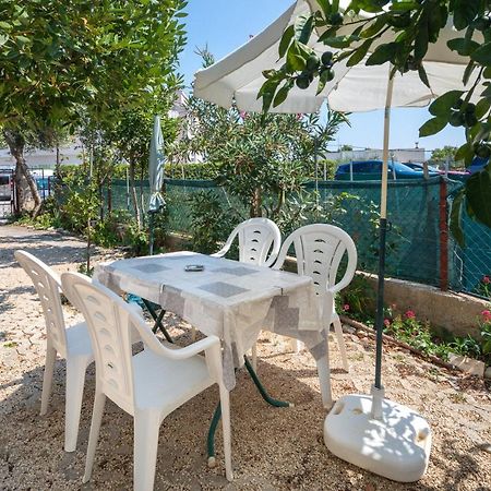 Apartments Near Beach Babic Сплит Экстерьер фото