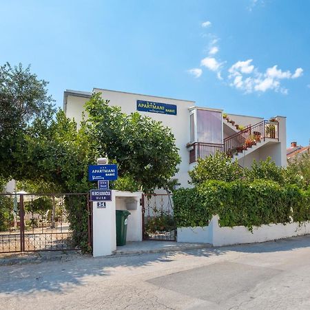 Apartments Near Beach Babic Сплит Экстерьер фото