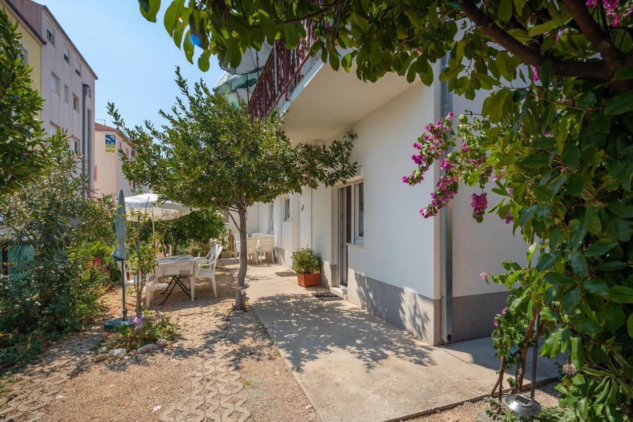 Apartments Near Beach Babic Сплит Экстерьер фото
